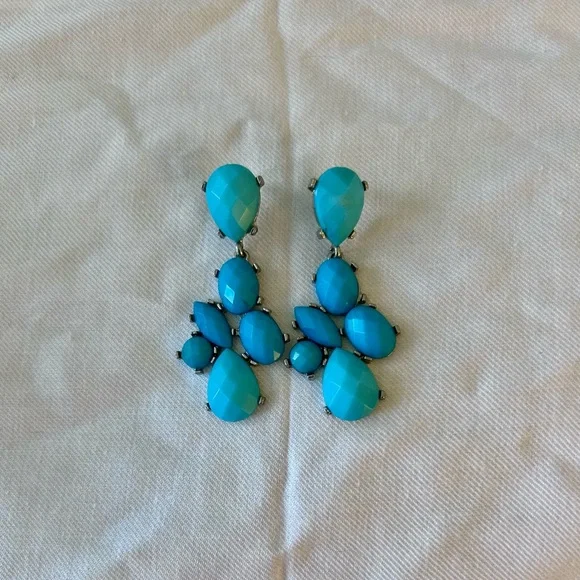 🆕 🍭Blue Statement Earrings 🍭 🆕 - Picture 4 of 4